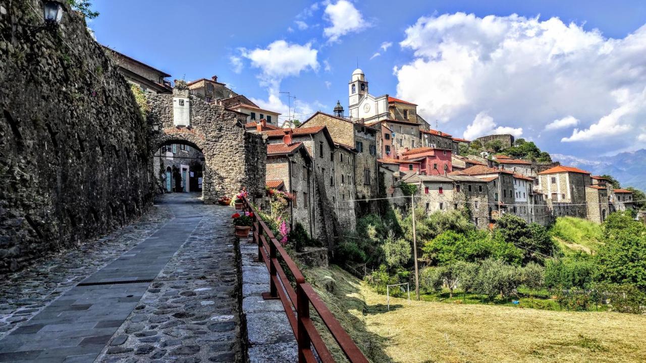 Eremo Gioioso Vila Pontremoli Exterior foto